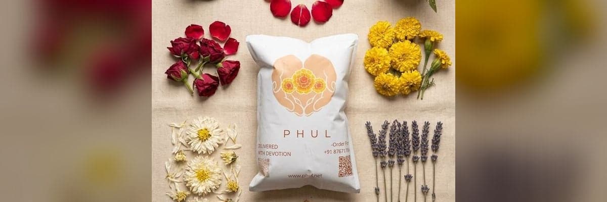 Inside every packet — marigold, rose, chrysanthemum, lavender & sandalwood
